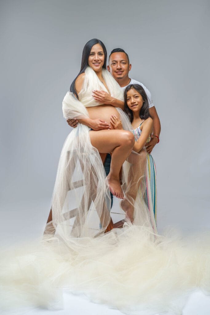 Estudio de Fotografía Sesiones de fotos Sesiones Fine art Infantil Sesiones Newborn Sesiones recien nacido Sesiones Prenatales Sesiones de embarazo Sesiones Familiares