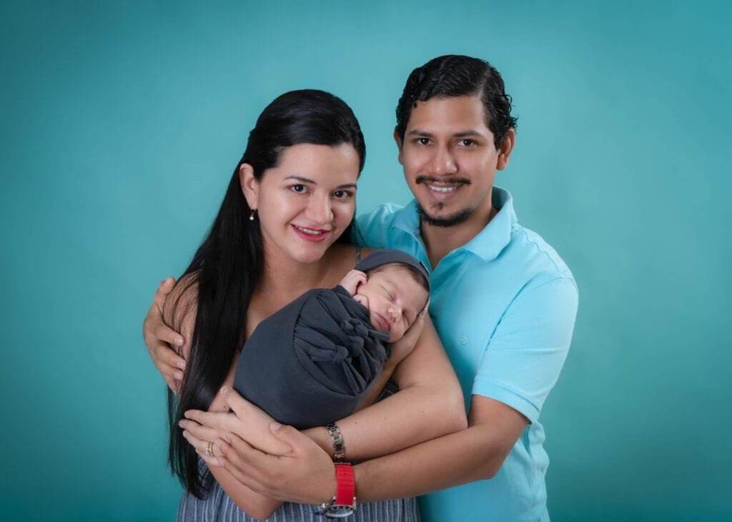 Estudio de Fotografía Sesiones de fotos Sesiones Fine art Infantil Sesiones Newborn Sesiones recien nacido Sesiones Prenatales Sesiones de embarazo Sesiones Familiares