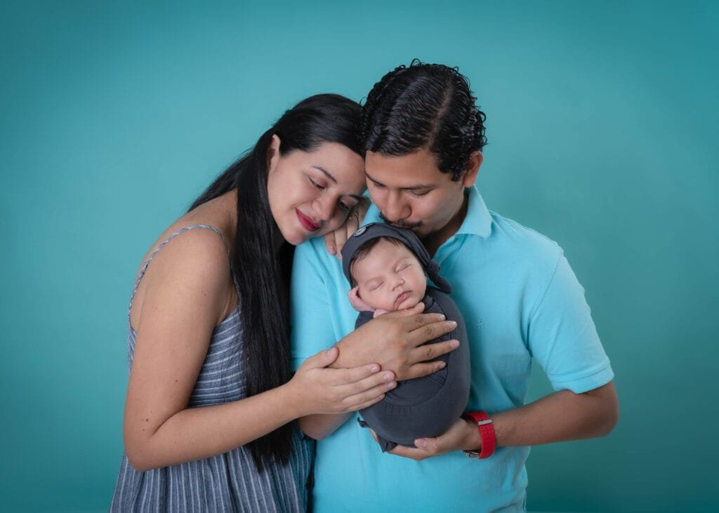 Estudio de Fotografía Sesiones de fotos Sesiones Fine art Infantil Sesiones Newborn Sesiones recien nacido Sesiones Prenatales Sesiones de embarazo Sesiones Familiares