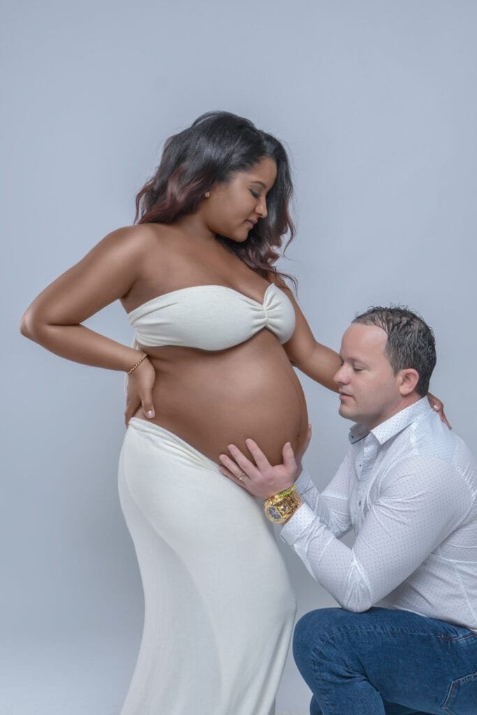 Estudio de Fotografía Sesiones de fotos Sesiones Fine art Infantil Sesiones Newborn Sesiones recien nacido Sesiones Prenatales Sesiones de embarazo Sesiones Familiares