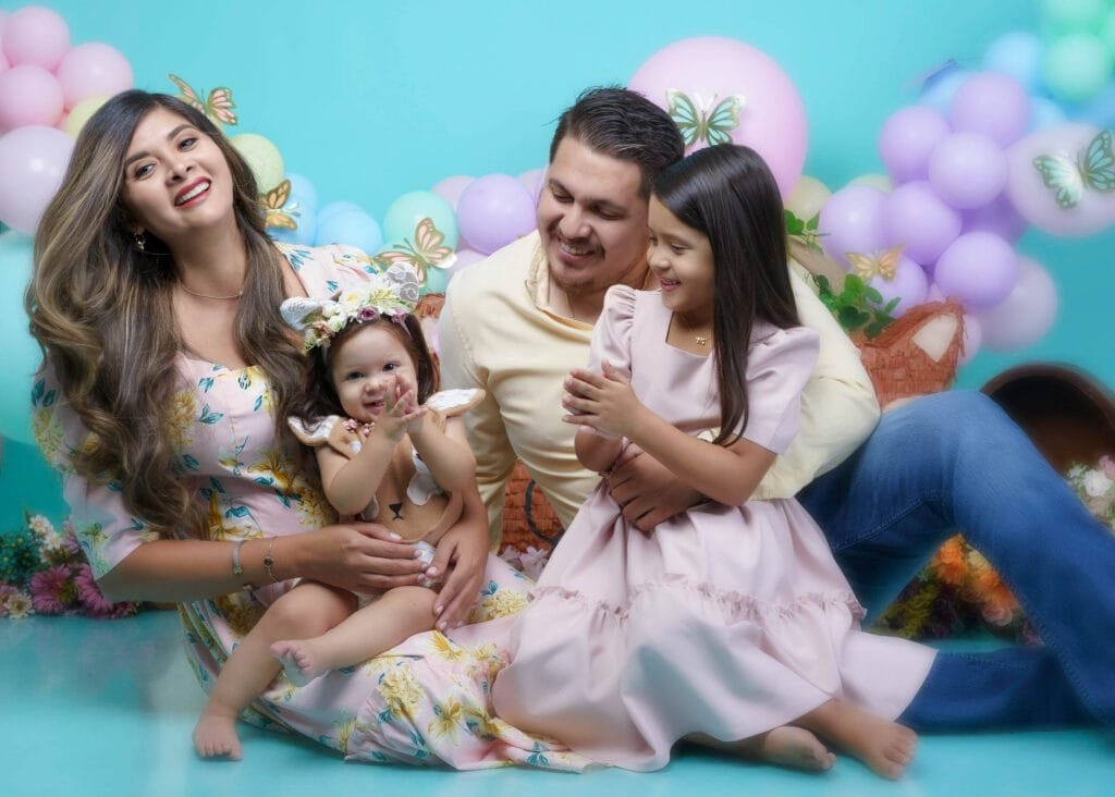 Estudio de Fotografía Sesiones de fotos Sesiones Fine art Infantil Sesiones Newborn Sesiones recien nacido Sesiones Prenatales Sesiones de embarazo Sesiones Familiares